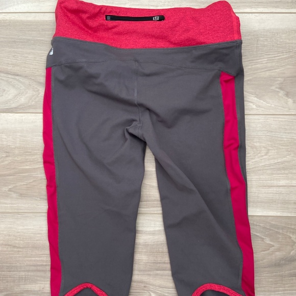 Fabletics exercise set - Picture 4 of 4